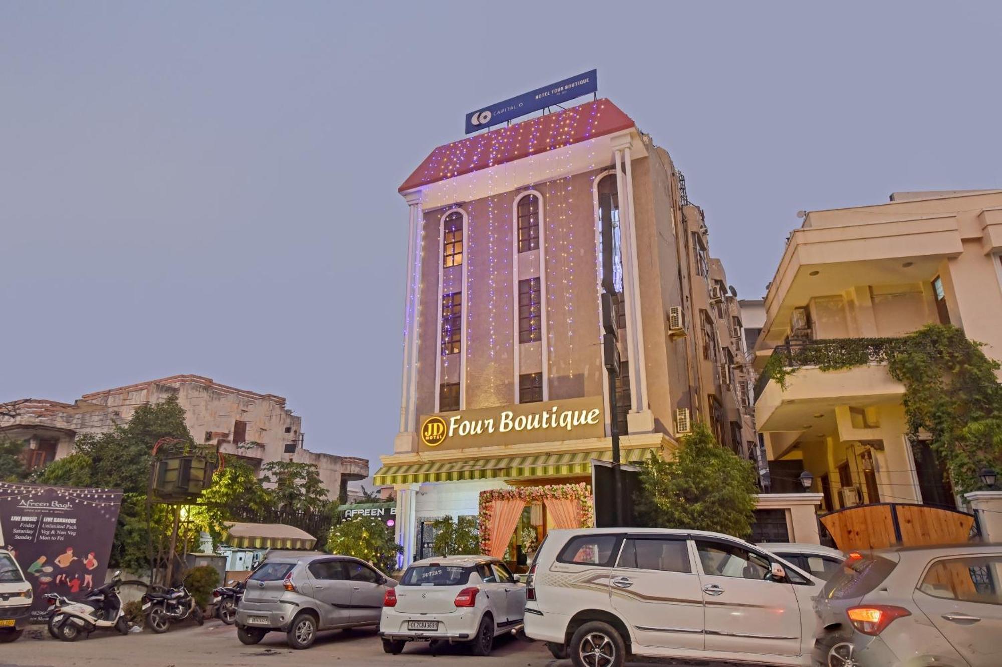 Collection O Hotel Four Boutique Kukas Extérieur photo